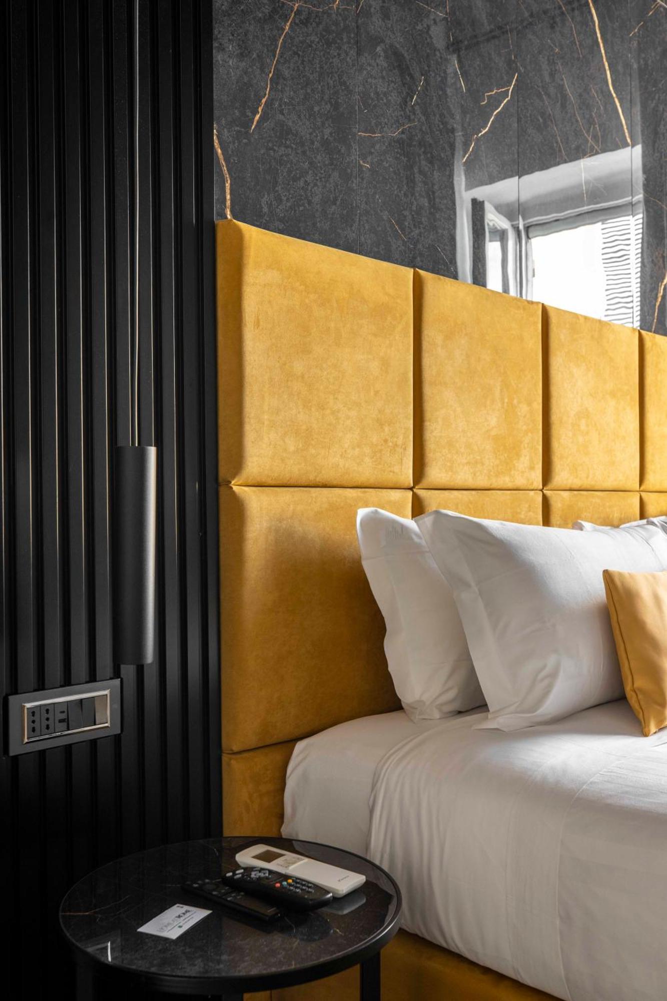 Home At Rome Luxury Navona 2 Bagian luar foto