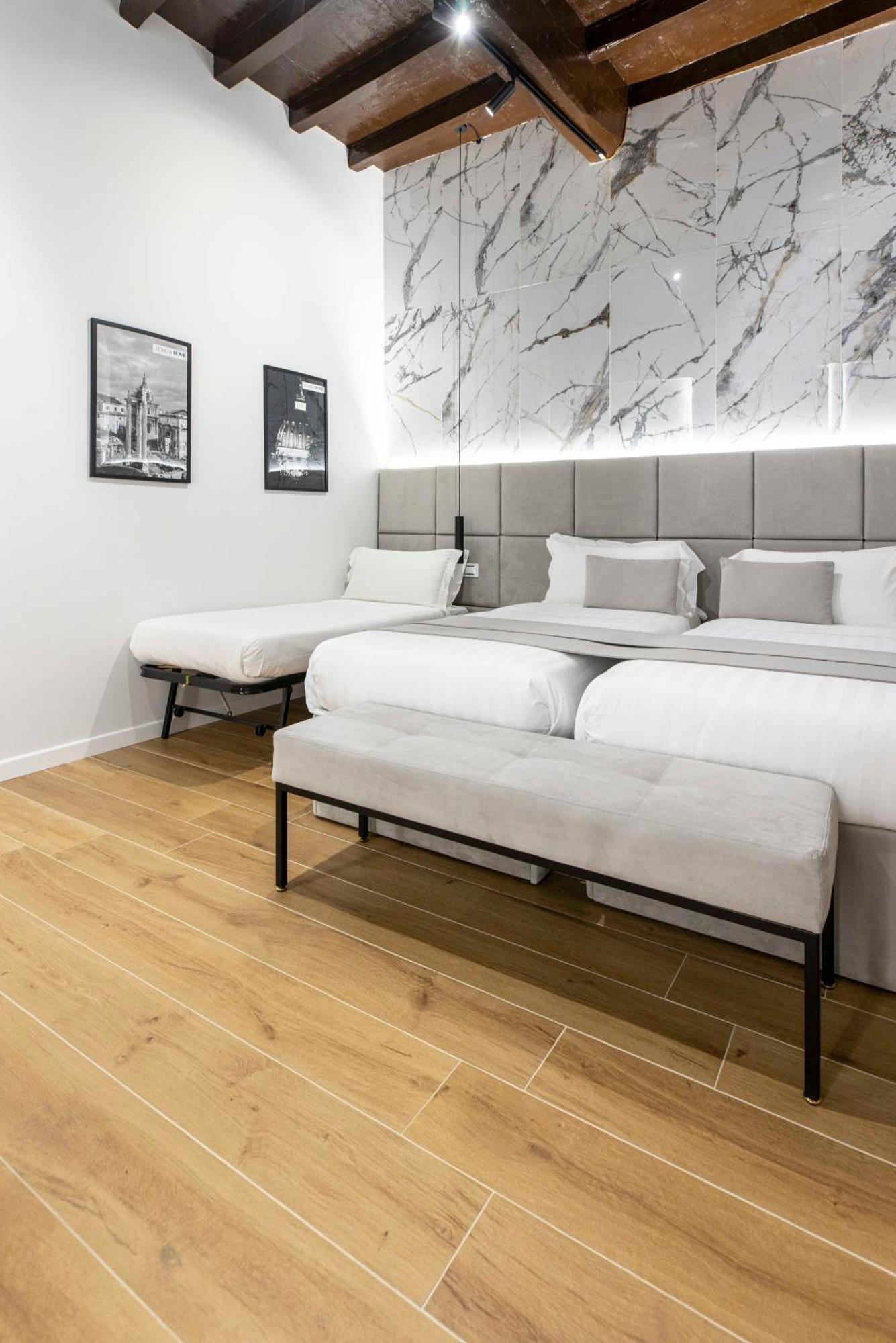 Home At Rome Luxury Navona 2 Bagian luar foto