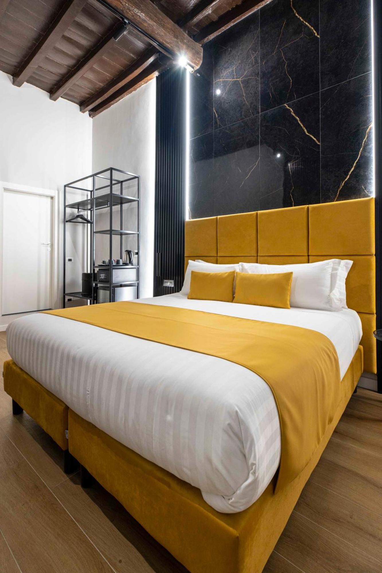 Home At Rome Luxury Navona 2 Bagian luar foto