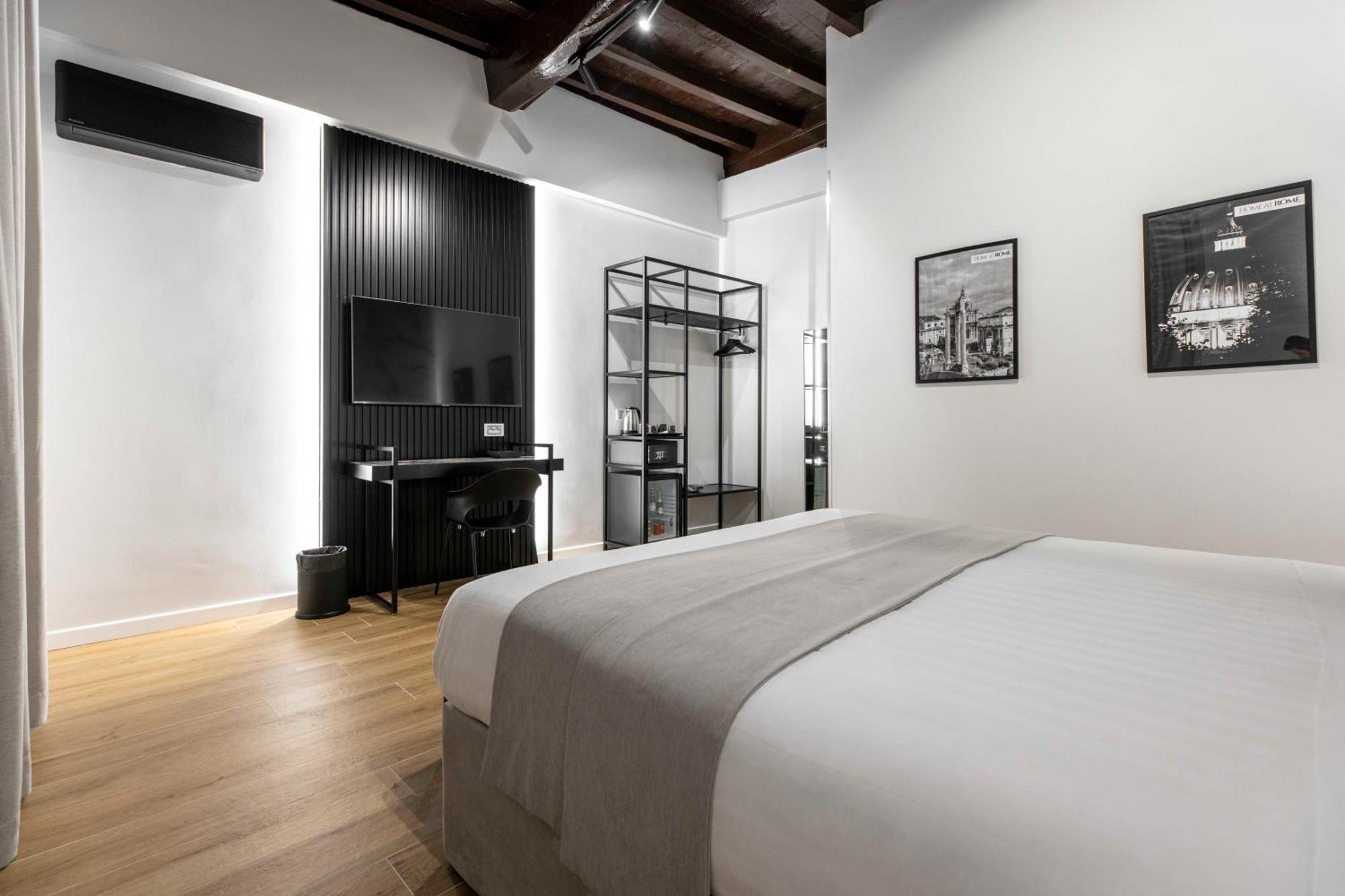 Home At Rome Luxury Navona 2 Bagian luar foto