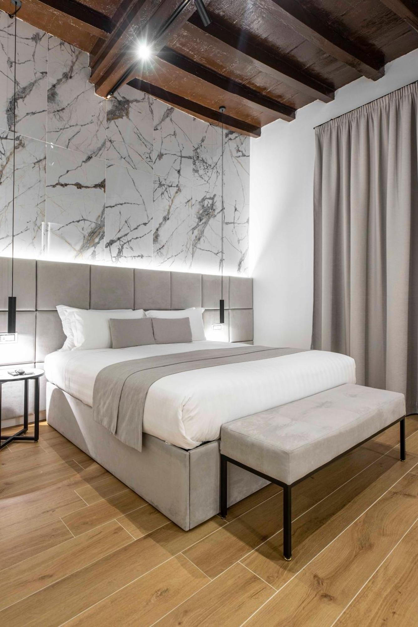 Home At Rome Luxury Navona 2 Bagian luar foto