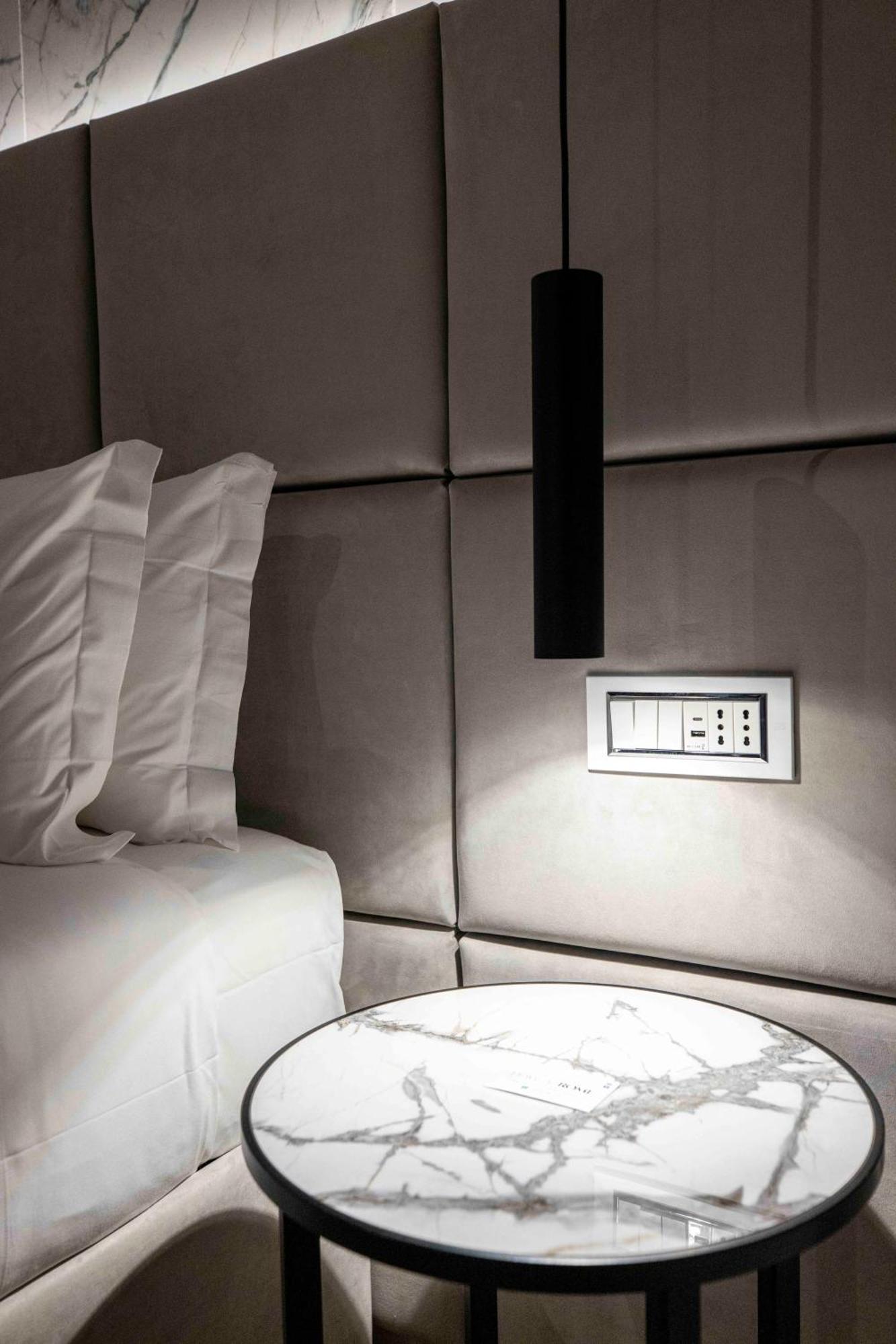 Home At Rome Luxury Navona 2 Bagian luar foto