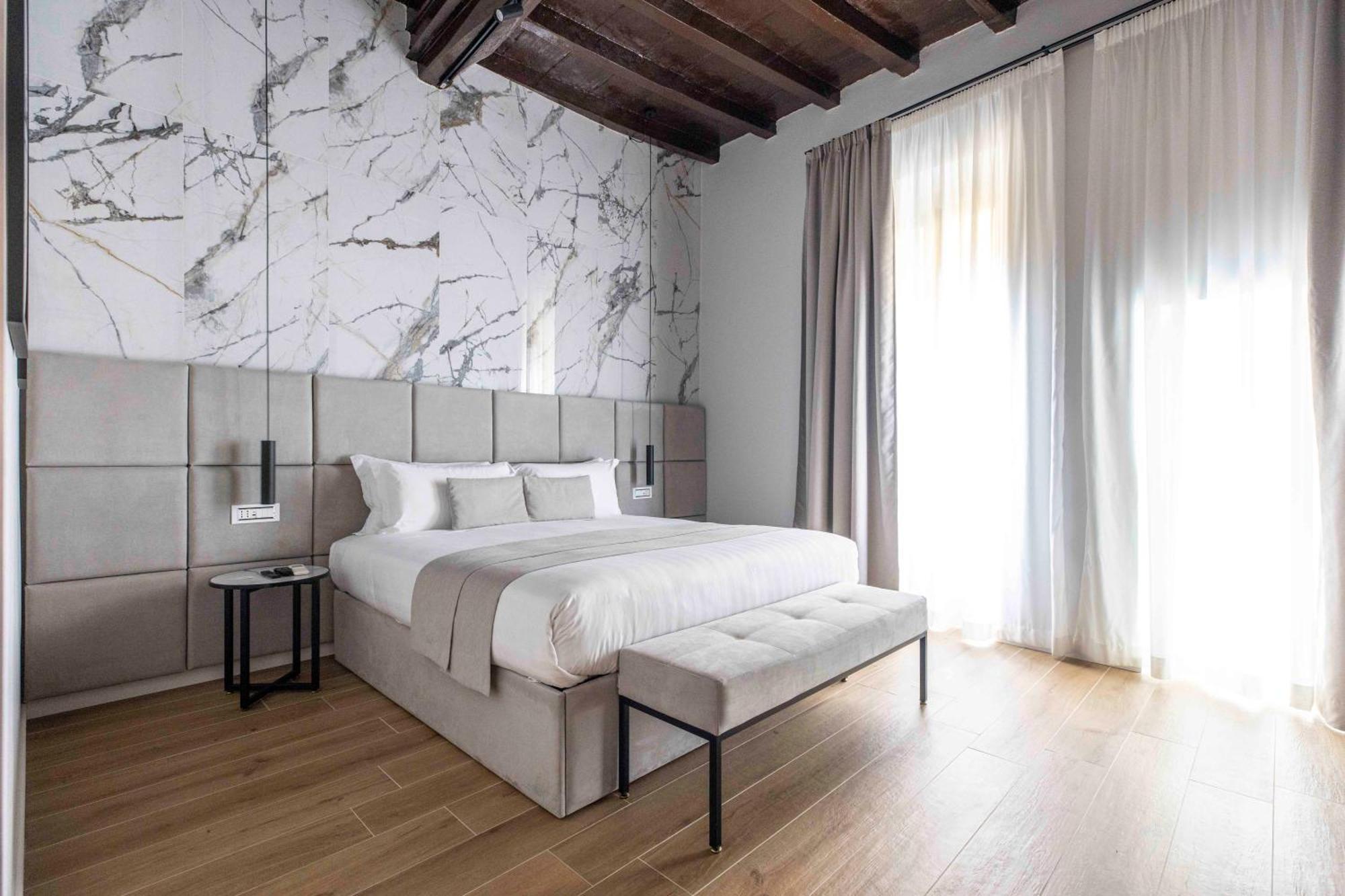 Home At Rome Luxury Navona 2 Bagian luar foto