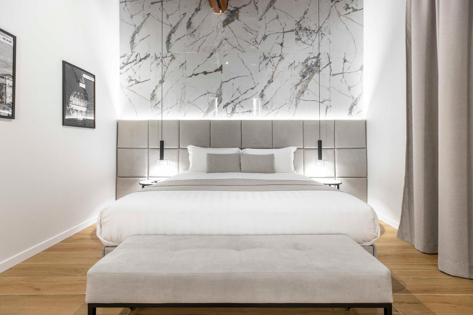 Home At Rome Luxury Navona 2 Bagian luar foto