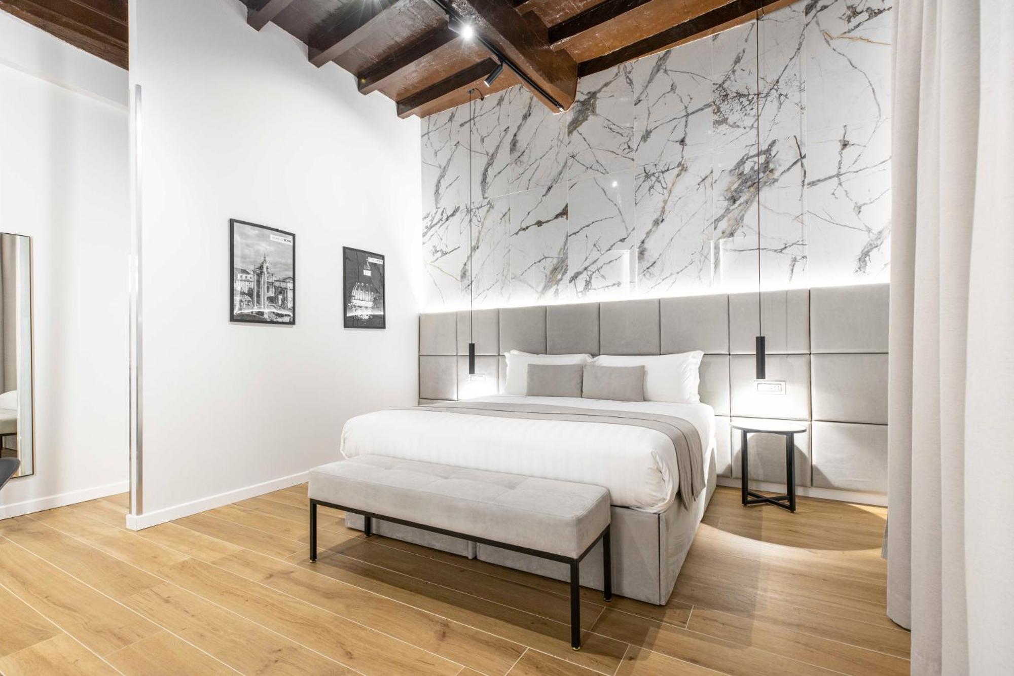 Home At Rome Luxury Navona 2 Bagian luar foto